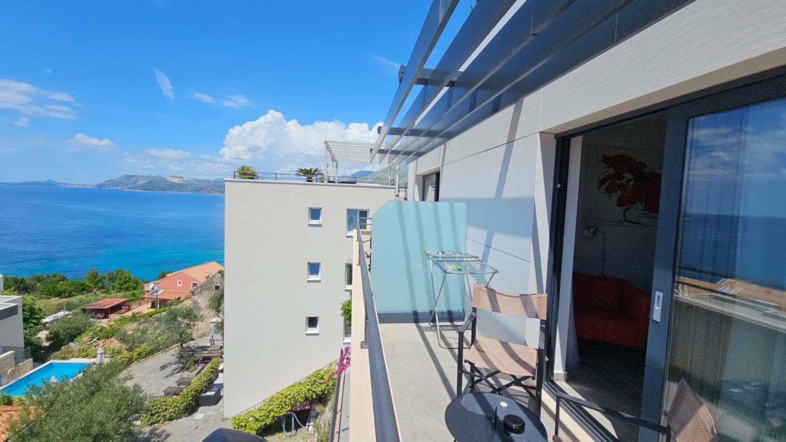 קאבטאט Residence Alpha Apartments מראה חיצוני תמונה