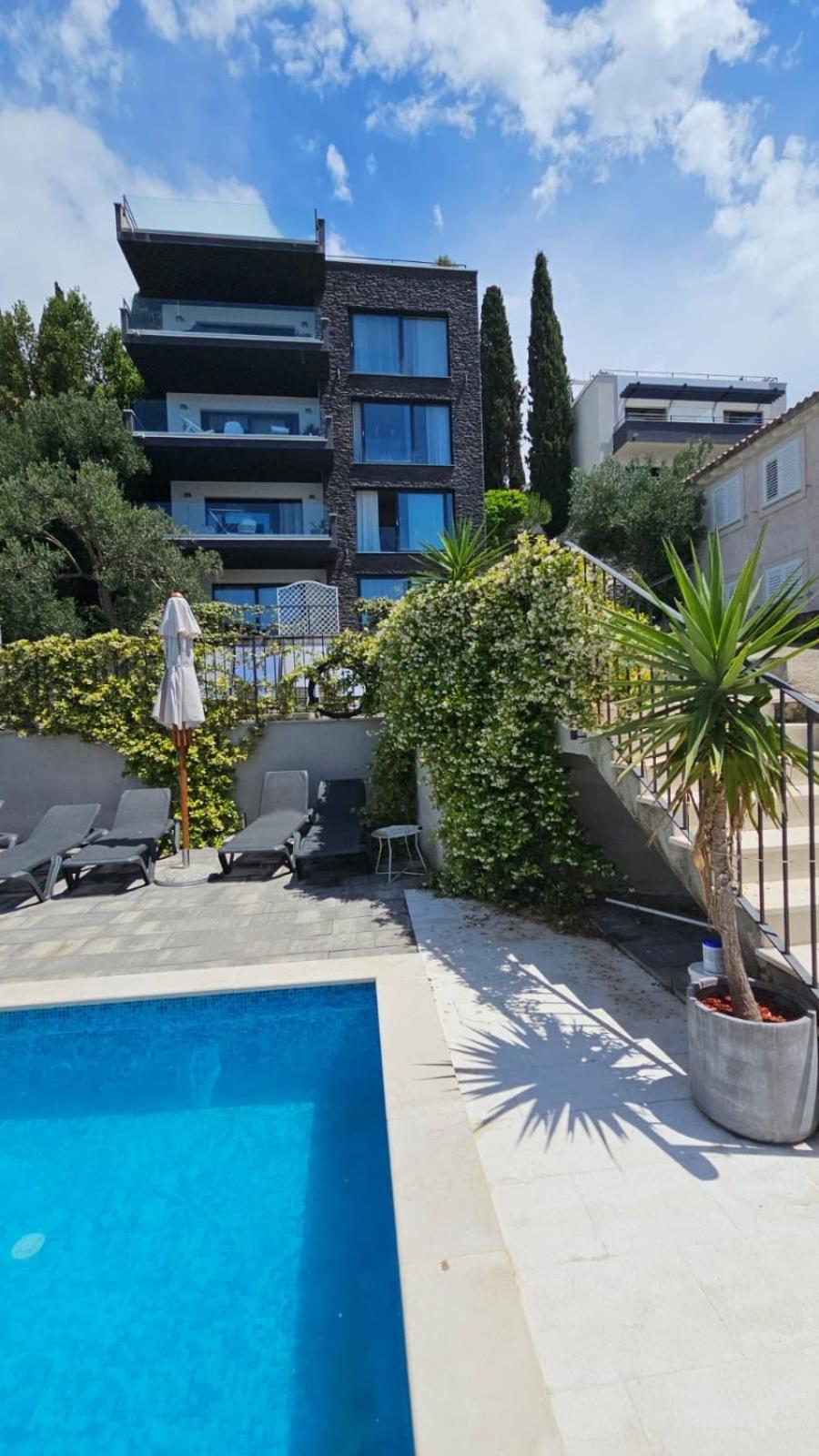 קאבטאט Residence Alpha Apartments מראה חיצוני תמונה