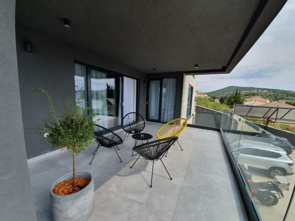 קאבטאט Residence Alpha Apartments מראה חיצוני תמונה