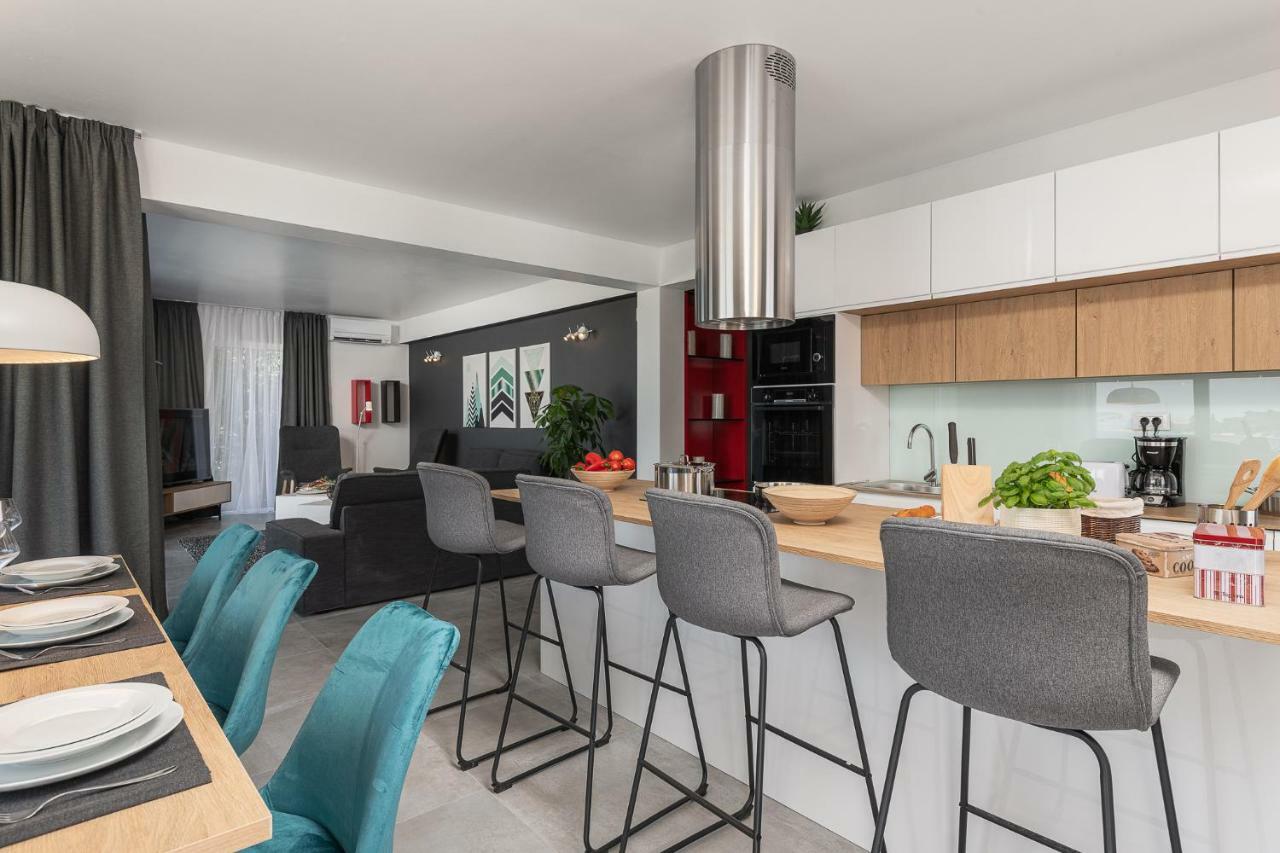 קאבטאט Residence Alpha Apartments מראה חיצוני תמונה