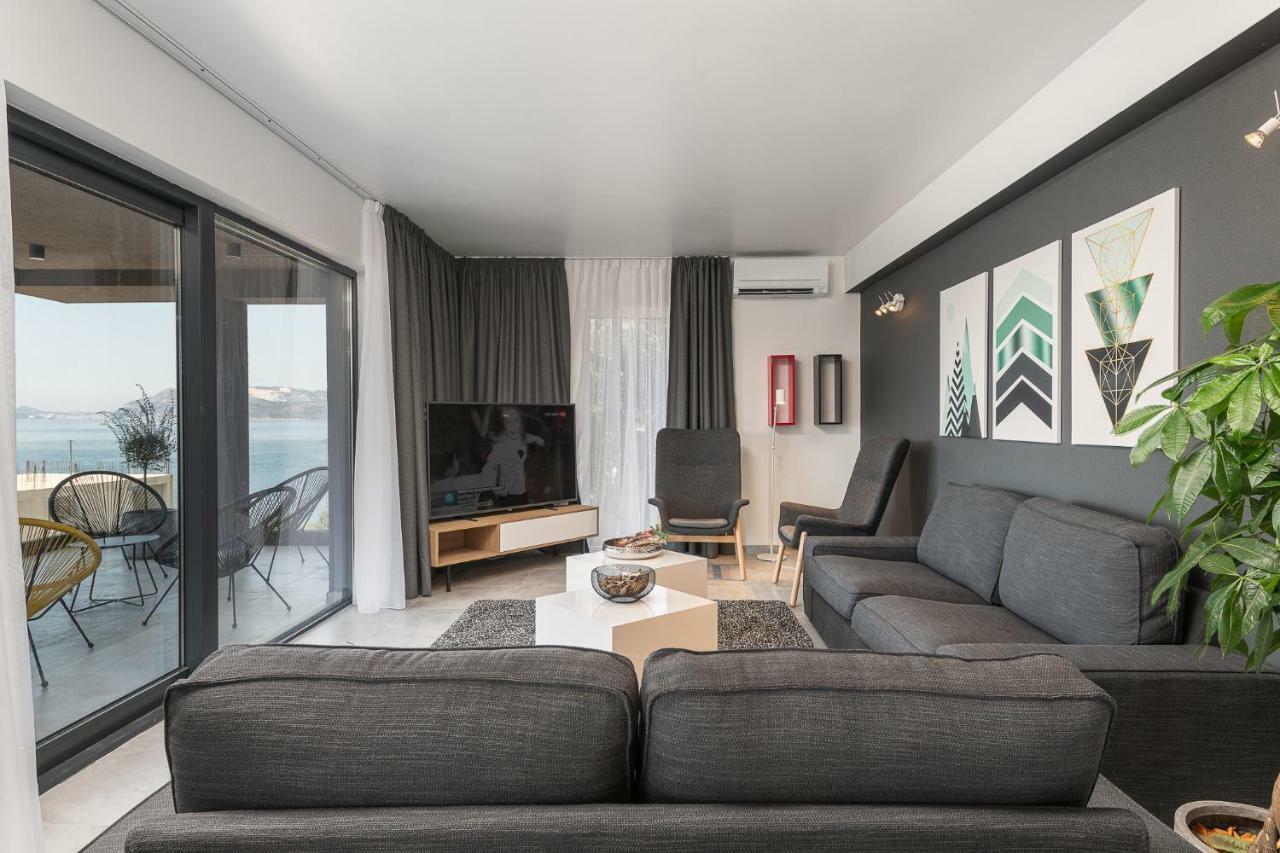 קאבטאט Residence Alpha Apartments מראה חיצוני תמונה